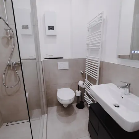Stilvoll&modern - Naehe Dus Und Cgn Βούρπεταλ